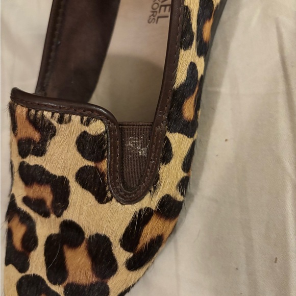 Cheetah print loafers - Micheal kors- size 6 - Picture 5 of 7
